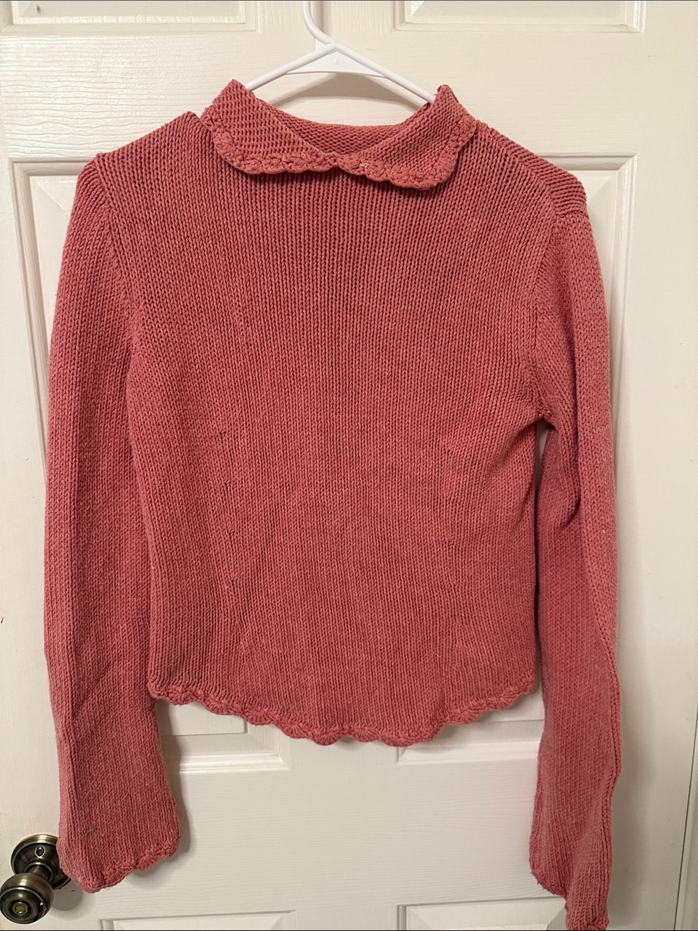 Women's Pink Scallop Collar Knit Sweater